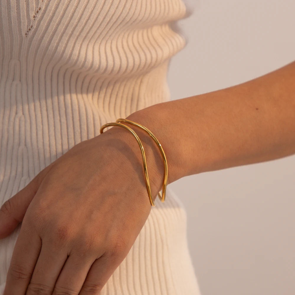 Élan Cuff Bracelet